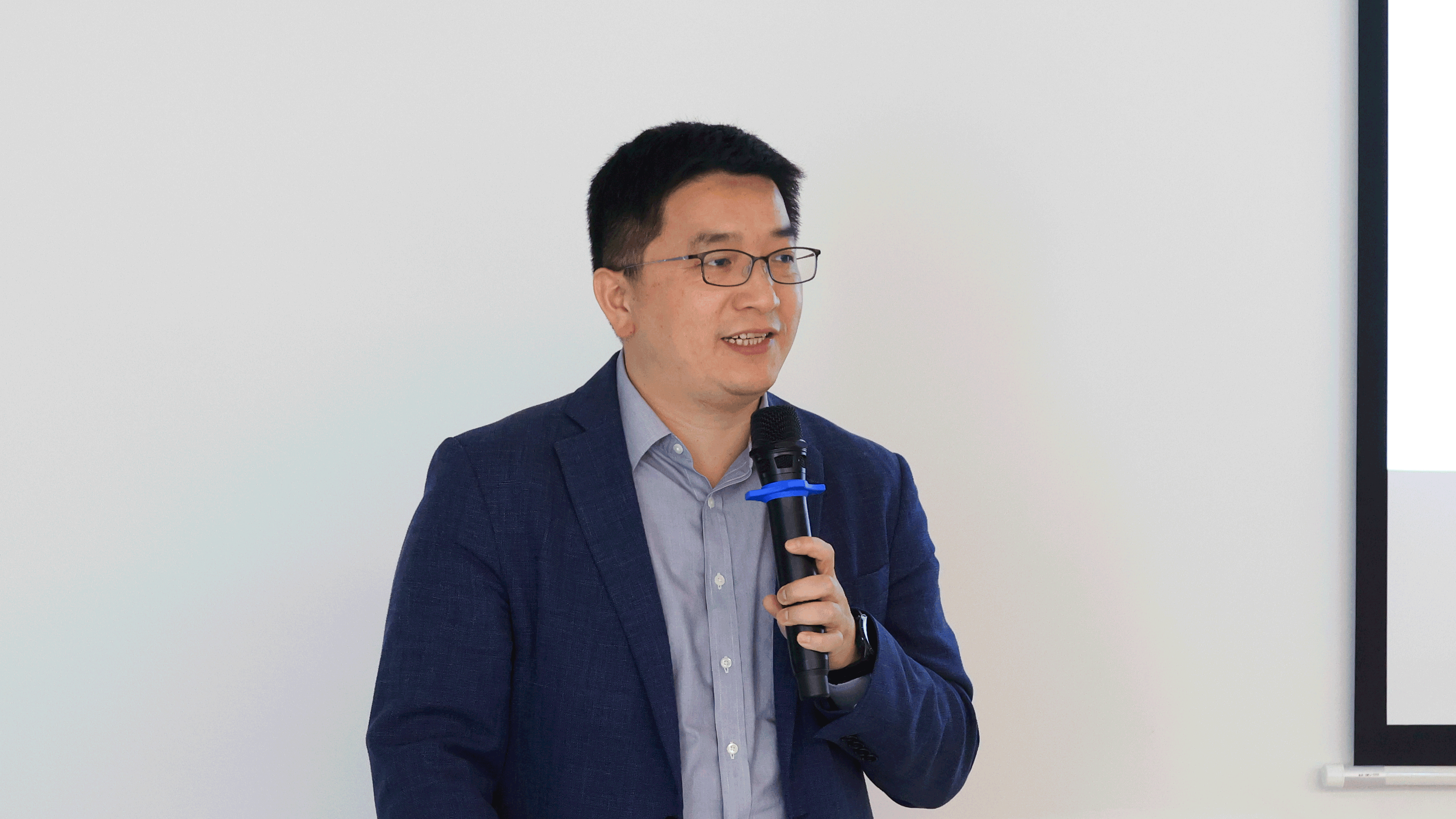 1666342833671295.png 211A2387(1).png