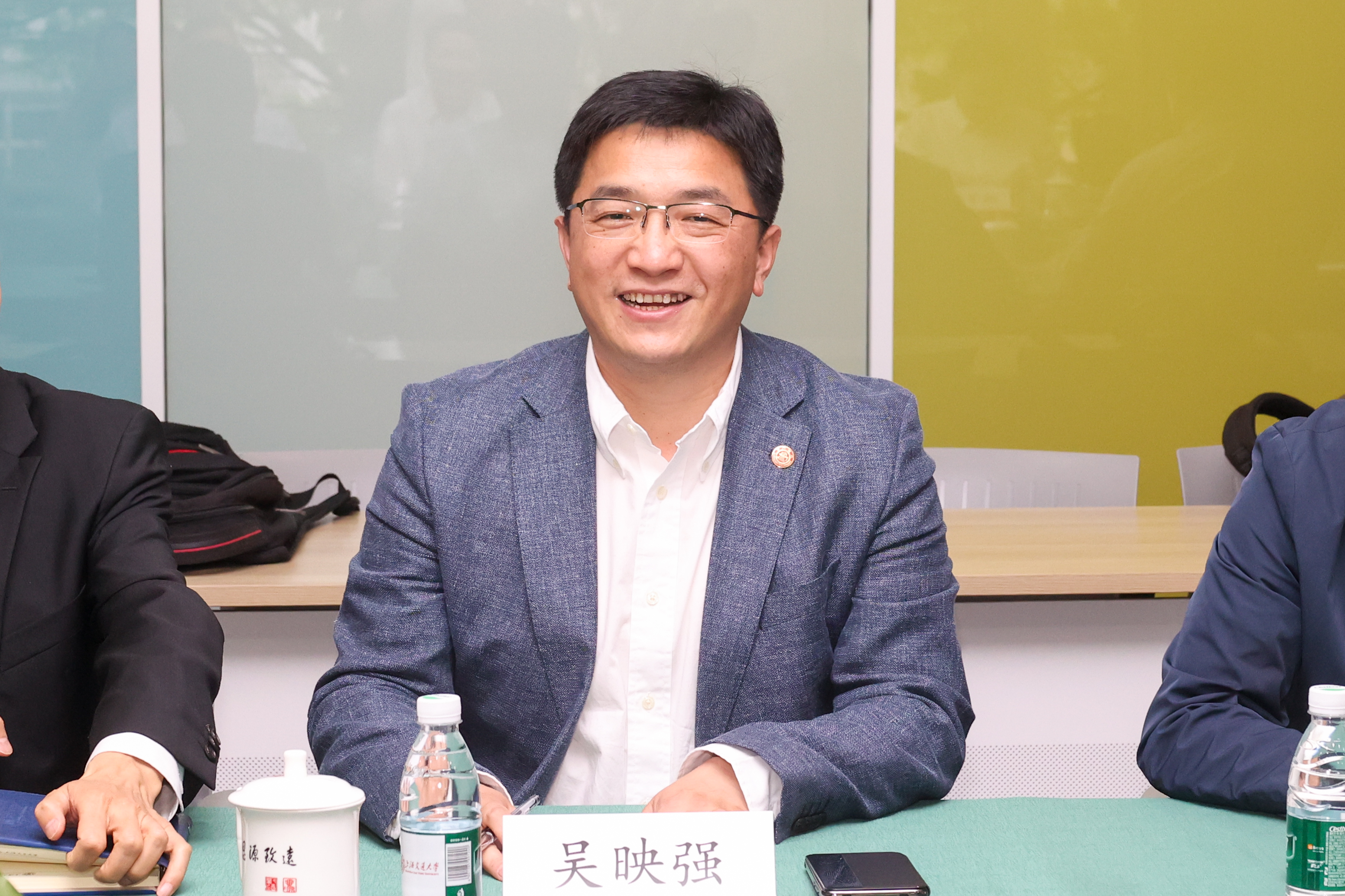 1745565734920472.jpg 211A8211.jpg